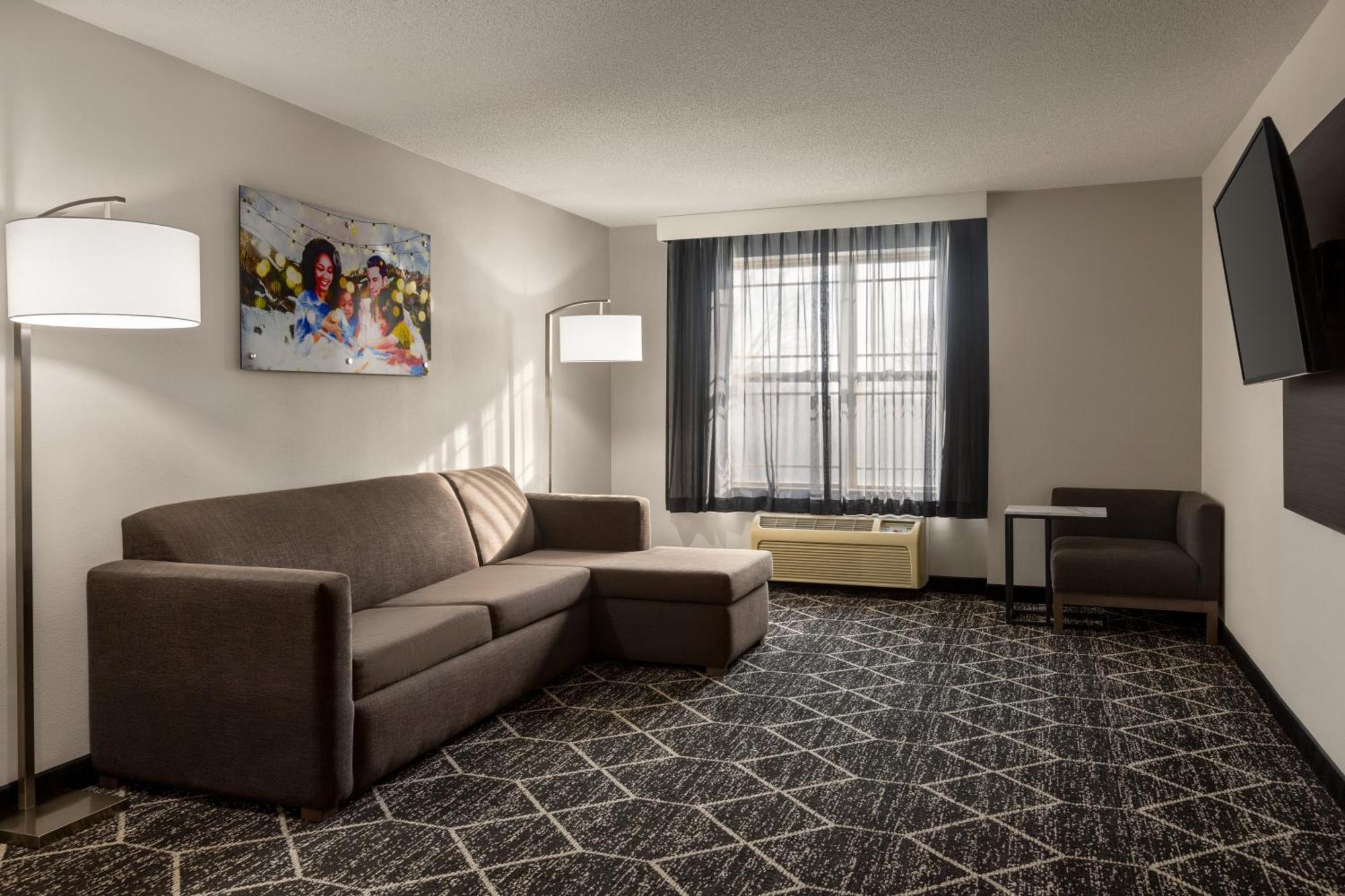 La Quinta Inn & Suites By Wyndham Lake George Eksteriør billede