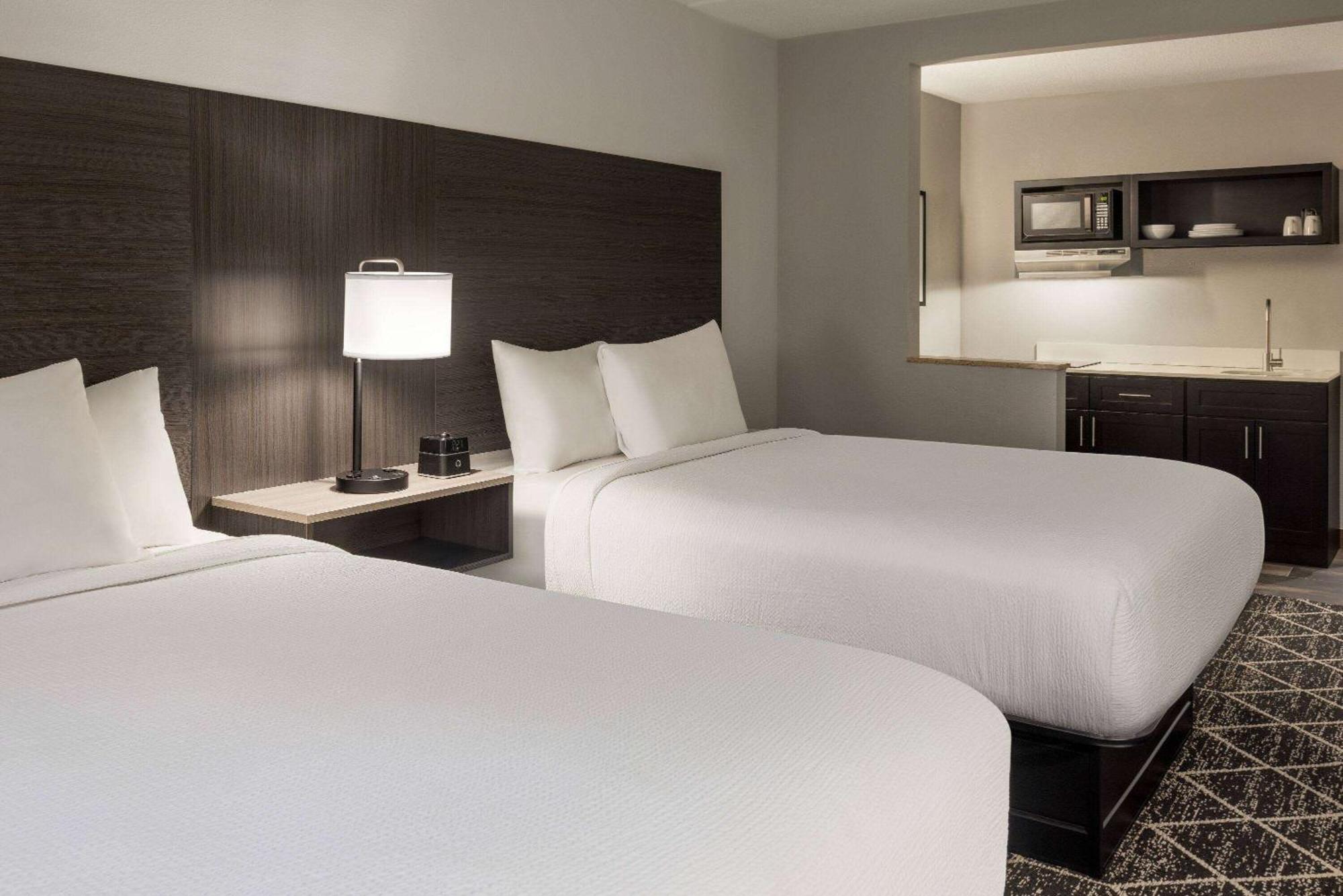 La Quinta Inn & Suites By Wyndham Lake George Eksteriør billede