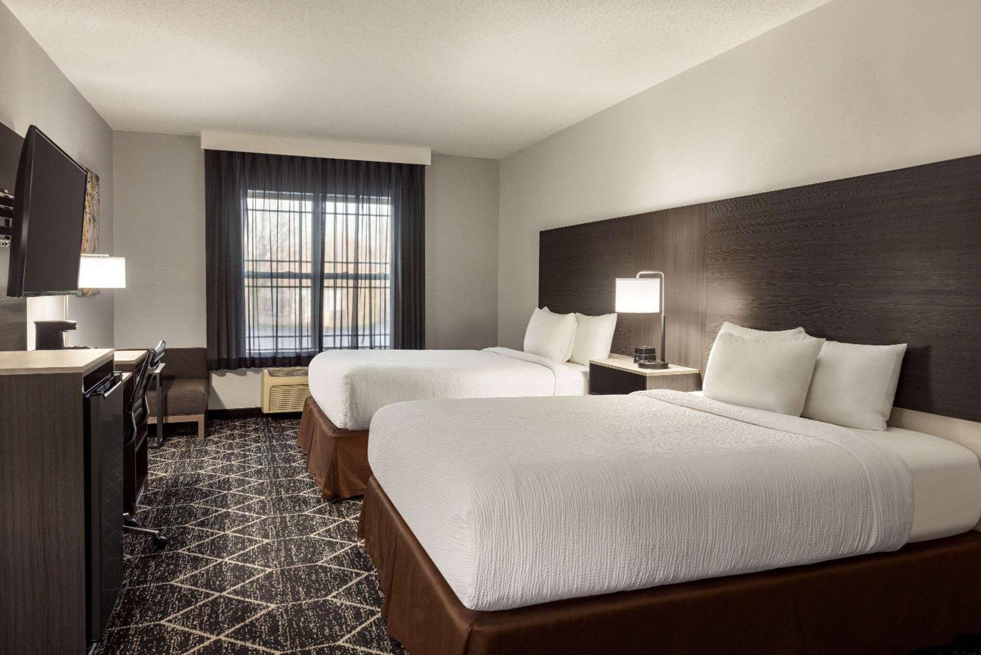 La Quinta Inn & Suites By Wyndham Lake George Eksteriør billede